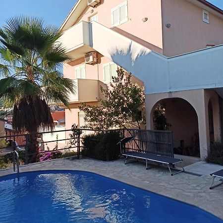 Apartmani Zulin Seget Vranjica Extérieur photo